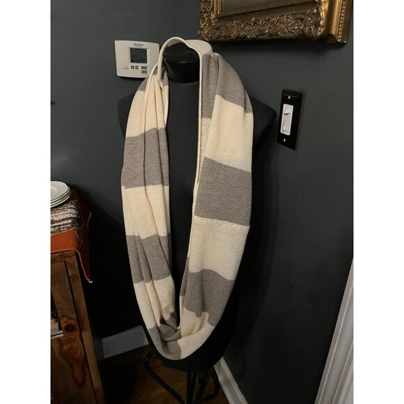 Lululemon Cream Taupe Striped Infinity Circle Scarf Wrap - Picture 5 of 7